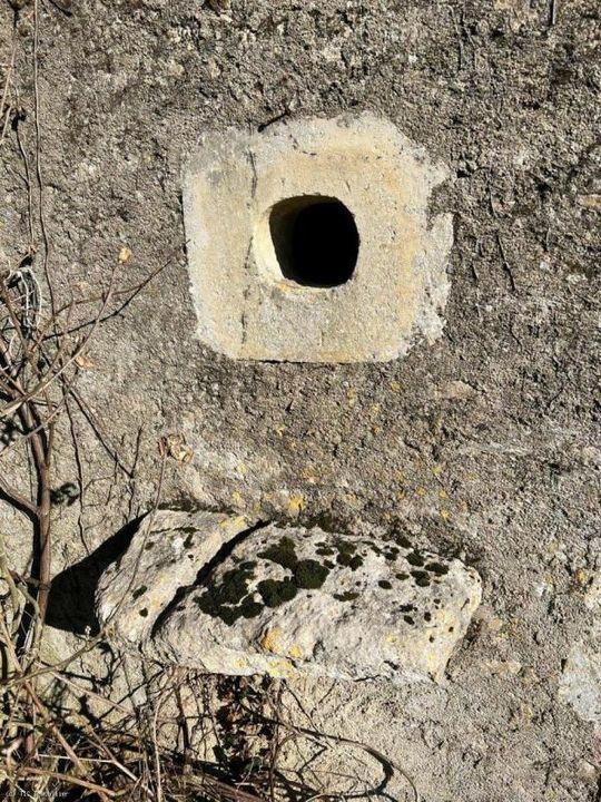 Maison en pierre - 1 859 m² - 4 pièces