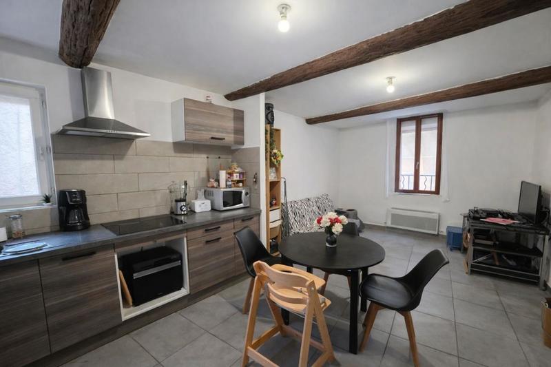 Immeuble - 238 m² - 12 pièces