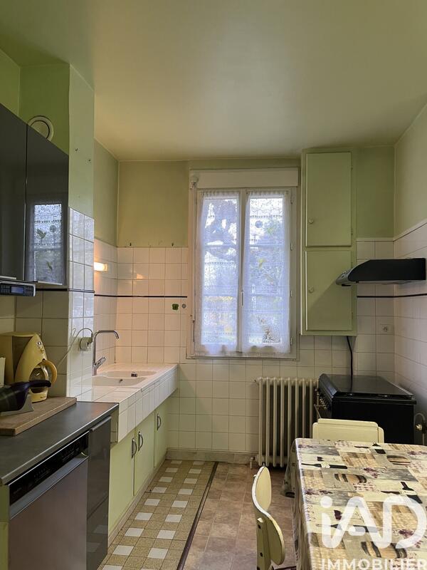 Maison - 90 m² - 5 pièces