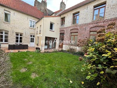 Maison - 177 m² - 6 pièces