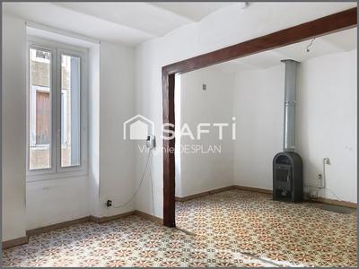 Maison - 104 m² - 4 pièces