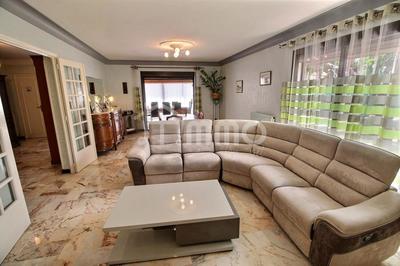 Maison de ville - 180 m² - 6 pièces