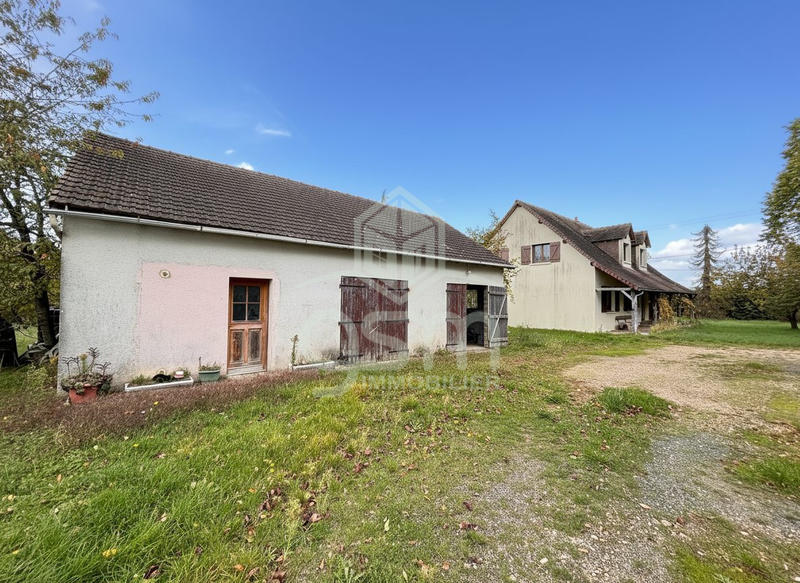 Maison traditionnelle - 164 m² - 7 pièces