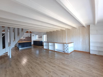 Appartement - 82 m² - 3 pièces