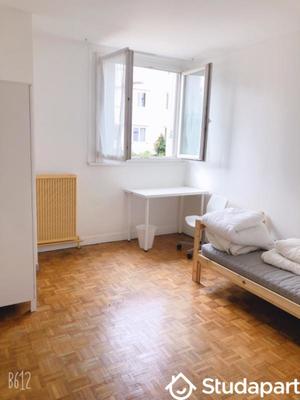 Chambre - 10 m² - 1 pièce