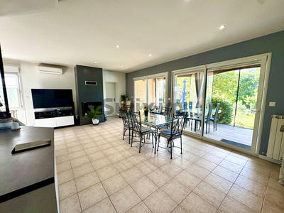 Villa - 142 m² - 6 pièces