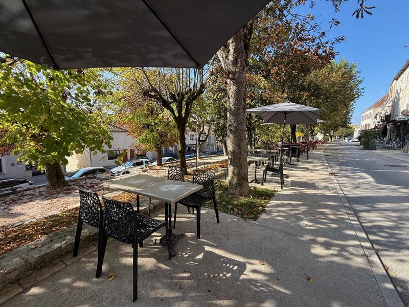 Fonds de commerce - 74 m²