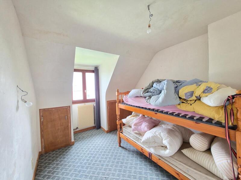 Maison - 104 m² - 4 pièces