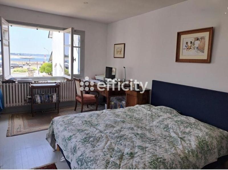 Maison - 182 m² - 8 pièces