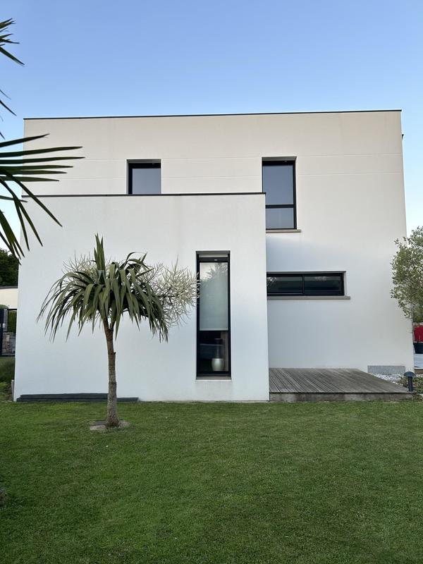 Maison - 174 m² - 6 pièces