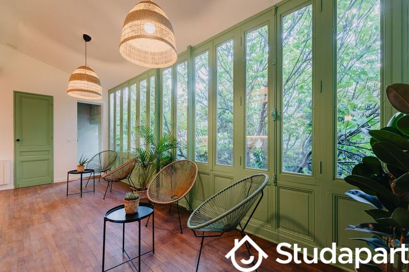 Chambre - 10 m² - 1 pièce