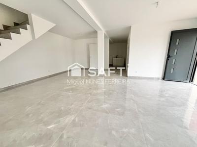 Maison - 151 m² - 5 pièces