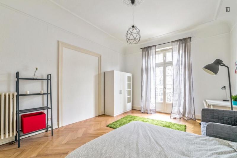 Chambre - 22 m² - 5 pièces