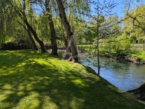 Maison de maîtres - 280 m² - 8 pièces