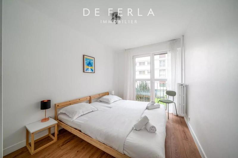 Appartement - 80 m² - 4 pièces