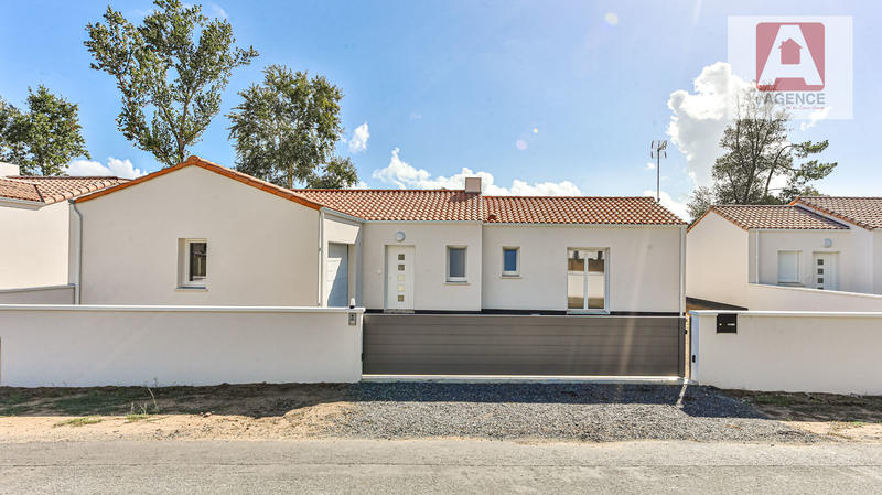 Maison - 103 m² - 4 pièces