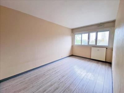 Appartement - 93 m² - 5 pièces