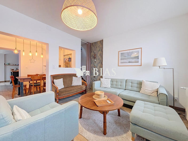 Maison - 90 m² - 4 pièces