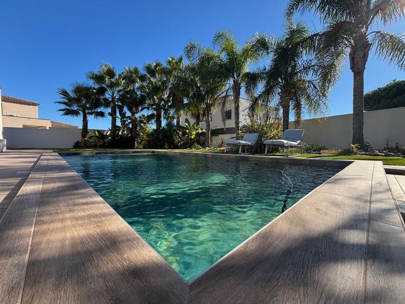 Maison - 200 m² - 6 pièces