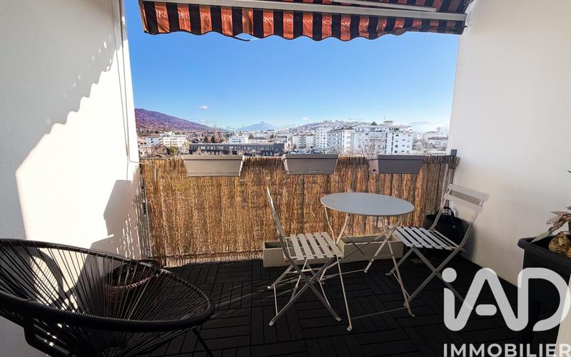 Appartement - 70 m² - 3 pièces