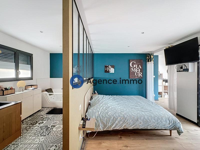 Villa - 170 m² - 6 pièces