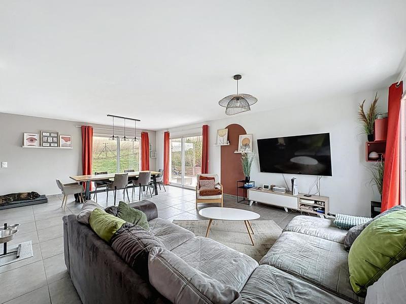 Maison - 170 m² - 7 pièces