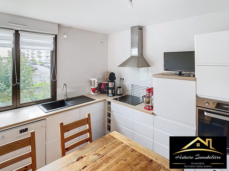 Appartement - 80 m² - 4 pièces