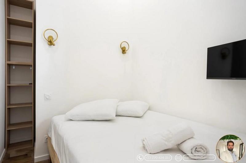 Appartement - 100 m² - 9 pièces