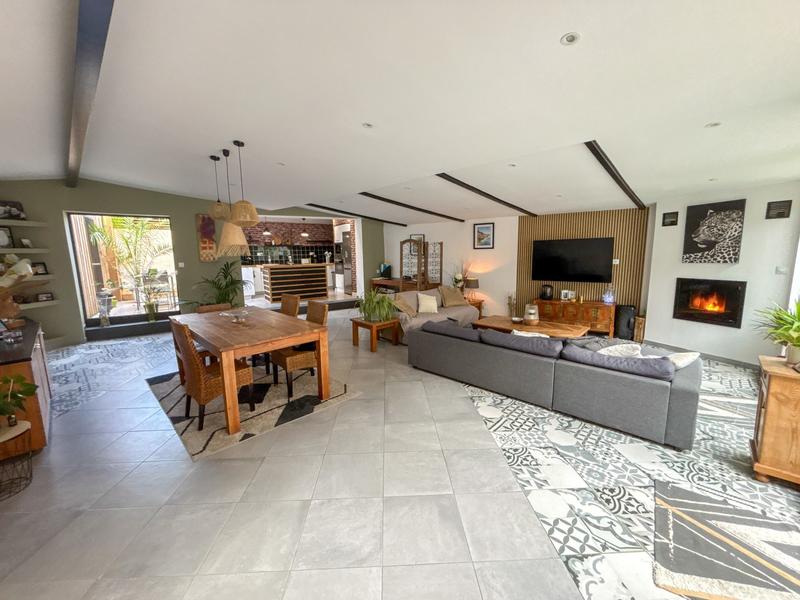 Maison - 140 m² - 4 pièces