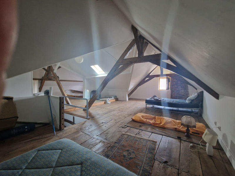 Maison - 232 m² - 7 pièces