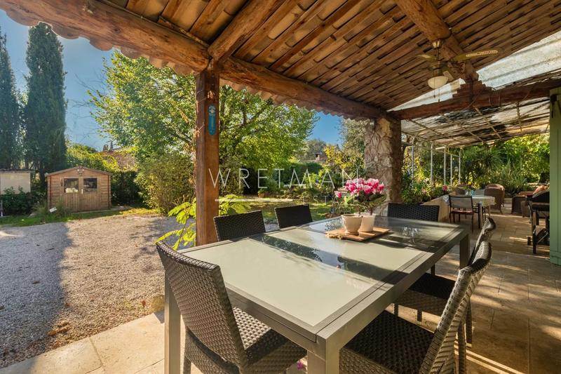 Villa - 191 m² - 6 pièces