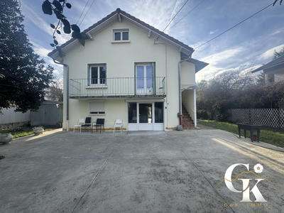 Maison ancienne - 140 m² - 8 pièces