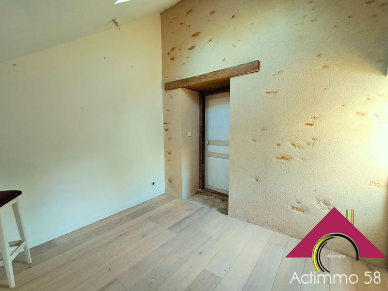 Maison - 162 m² - 8 pièces