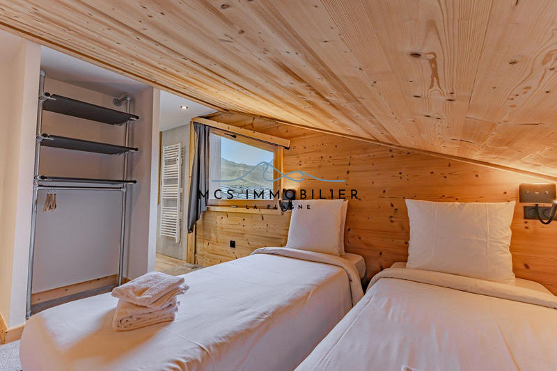 Appartement - 150 m² - 6 pièces