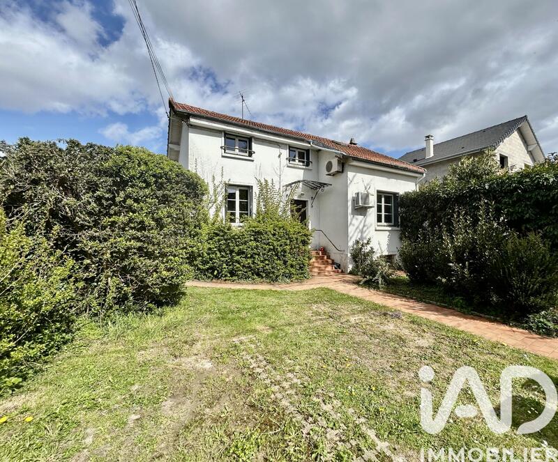 Maison - 105 m² - 5 pièces