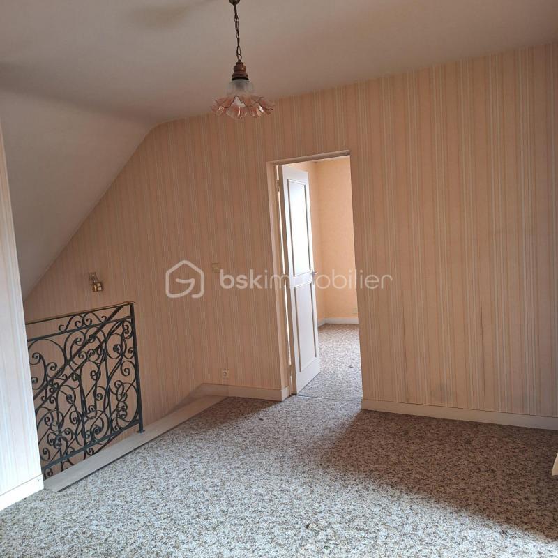 Maison traditionnelle - 140 m² - 6 pièces