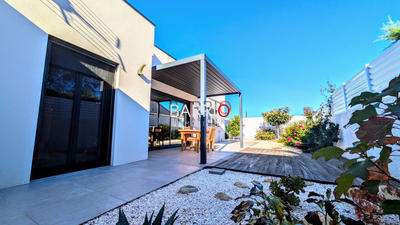 Villa - 104 m² - 4 pièces