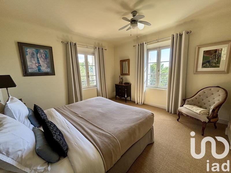 Bastide - 210 m² - 5 pièces