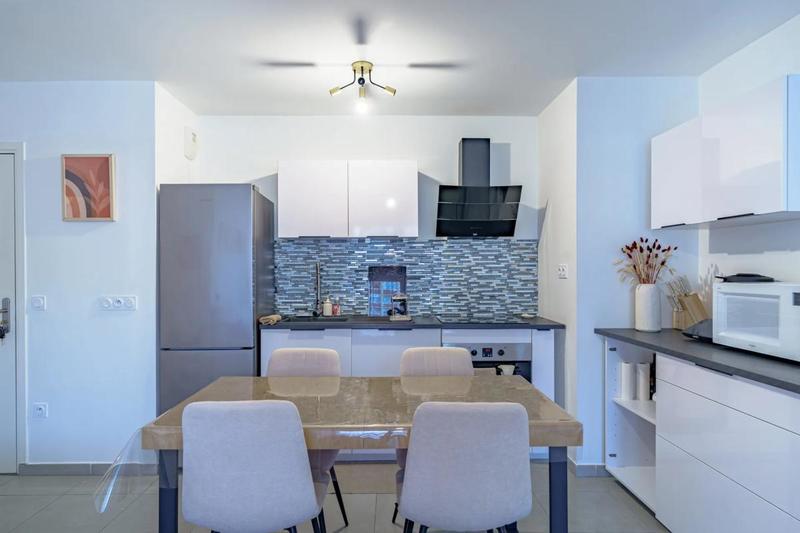 Appartement - 60 m² - 3 pièces