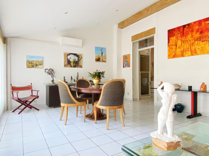 Maison - 170 m² - 4 pièces