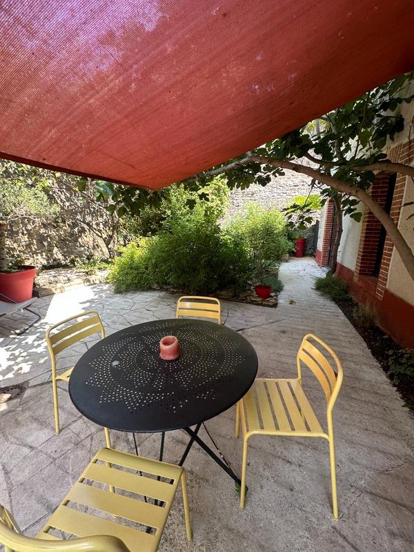 Maison - 312 m² - 14 pièces