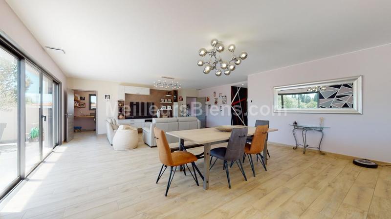 Villa - 230 m² - 7 pièces