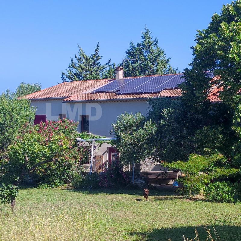 Propriété - 308 m² - 12 pièces