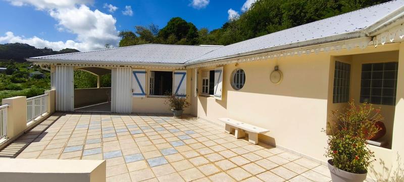 Villa - 351 m² - 9 pièces