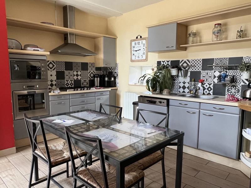 Maison ancienne - 170 m² - 5 pièces