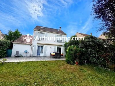 Maison - 96 m² - 5 pièces