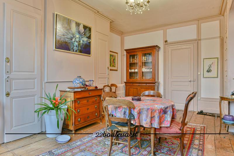 Appartement - 124 m² - 6 pièces