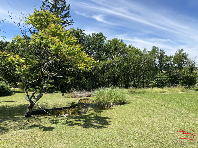 Maison - 170 m² - 8 pièces