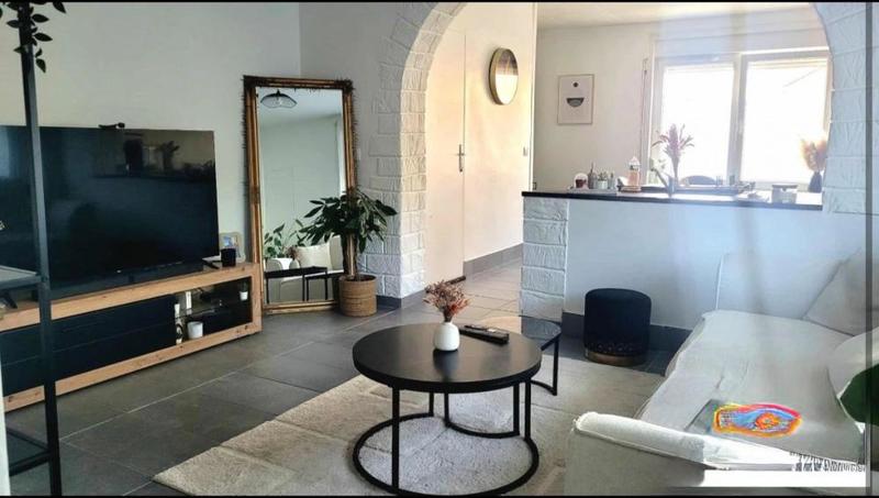 Maison - 98 m² - 1 pièce