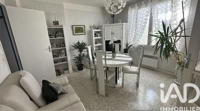 Maison - 122 m² - 6 pièces